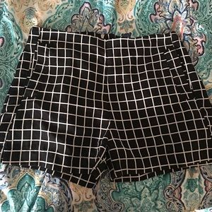 Geometric shorts